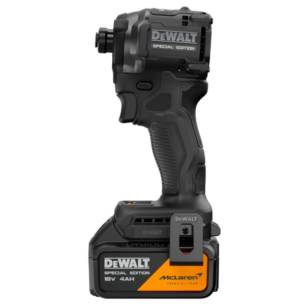 Фото - Шуруповерт DeWALT DCF86MM2T